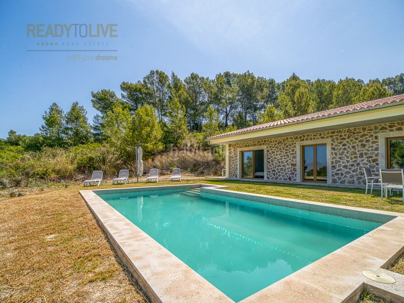 Foto c5b8f40f-c8b6-48c1-a079-e1c60c27ff85. Casa amb aparcament piscina a ciutat d´Alcúdia Alcúdia