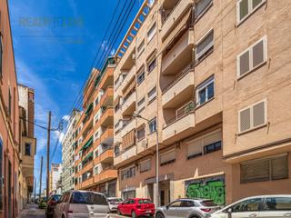 Flat  N/a. Piso de 134m en santa catalina con garaje