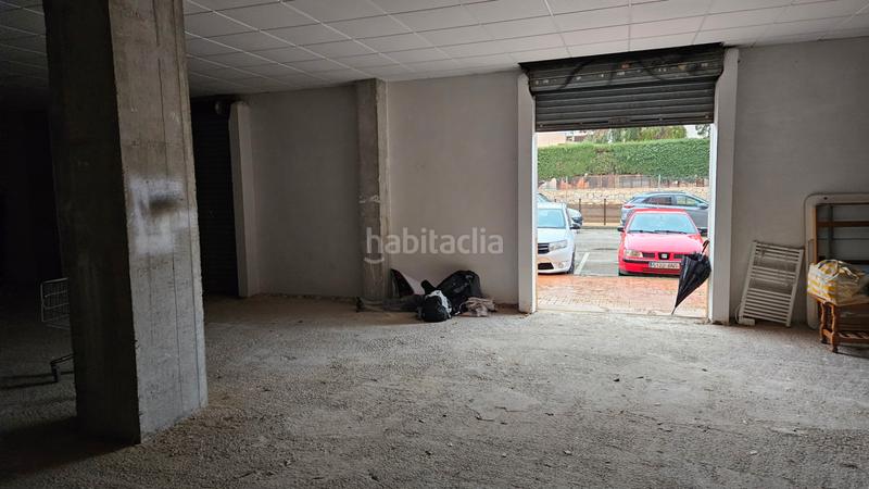 Foto f8736363-89be-4b57-a46e-422ae4136e44. Local commercial dans Campello Playa Campello (el)
