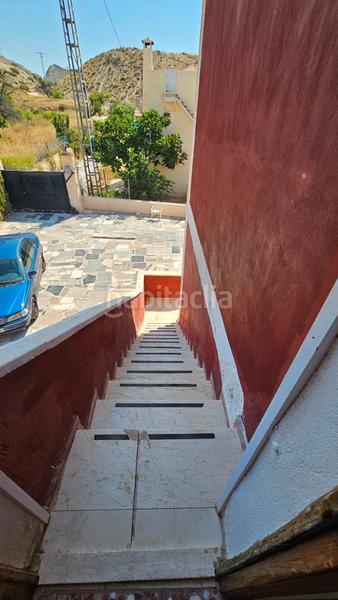 Foto 10a6d041-19dc-4469-9e0b-f7a5ff35ebc5. Xalet amb xemeneia aparcament piscina a Campello Pueblo Campello (el)