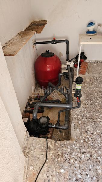 Foto 2f7763d7-3243-4580-9817-3e06699c1ca7. Xalet amb xemeneia aparcament piscina a Campello Pueblo Campello (el)