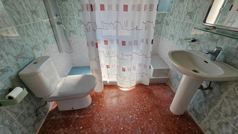 Foto 3fd99fca-9e71-43b8-95e8-1b6b955db22a. Xalet amb xemeneia aparcament piscina a Campello Pueblo Campello (el)