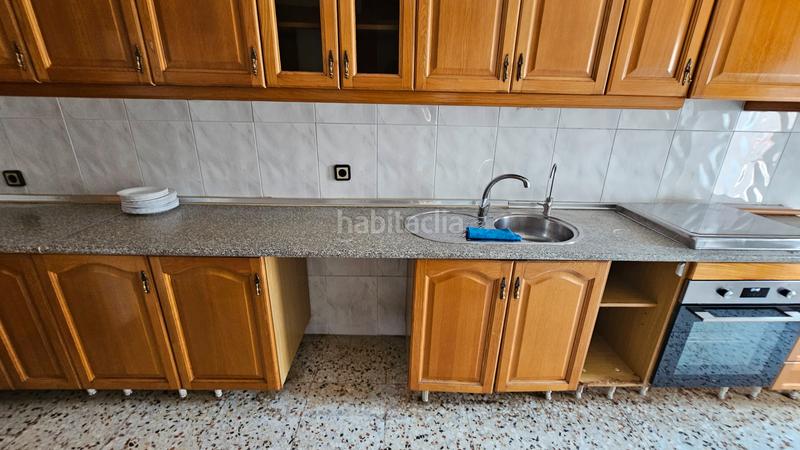 Foto 4f7801ee-0540-4c47-90b8-058025f0d4fb. Xalet amb xemeneia aparcament piscina a Campello Pueblo Campello (el)