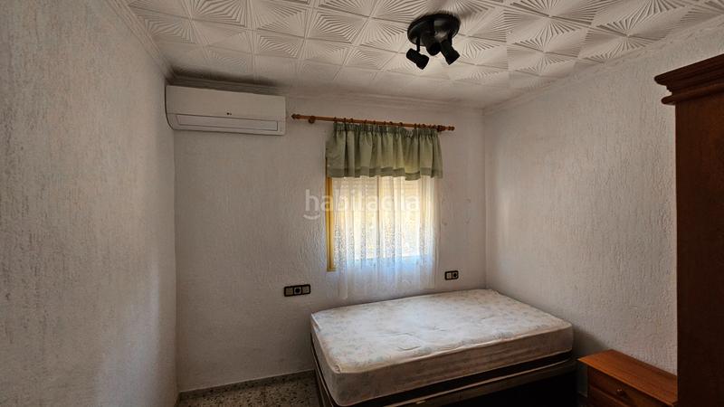 Foto 513f43e2-e3ec-463b-b024-57295c656658. Xalet amb xemeneia aparcament piscina a Campello Pueblo Campello (el)