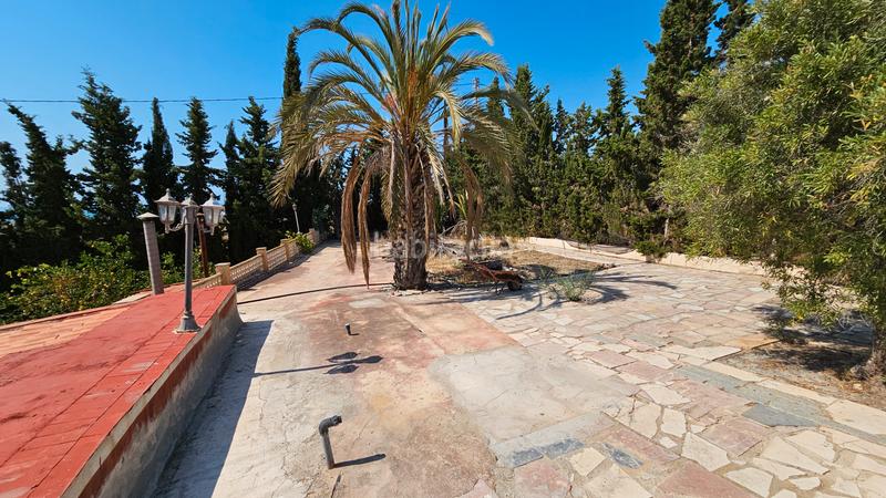 Foto 74b52062-076f-4af2-a1a5-95e109b85255. Xalet amb xemeneia aparcament piscina a Campello Pueblo Campello (el)