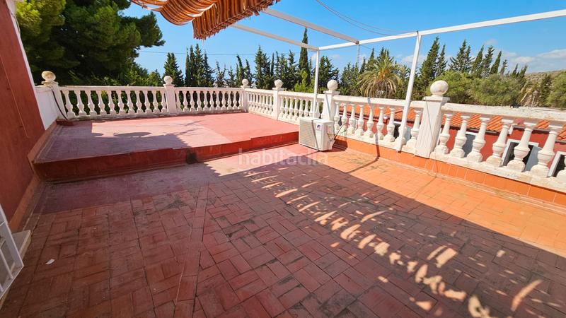 Foto 951e6c9c-7390-4f7d-80c7-375f673e1b6f. Xalet amb xemeneia aparcament piscina a Campello Pueblo Campello (el)