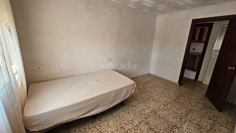 Foto a4c44398-88a4-4fba-96a6-93fc841af772. Xalet amb xemeneia aparcament piscina a Campello Pueblo Campello (el)