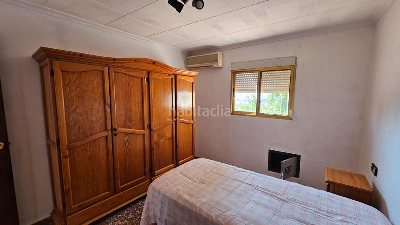 Foto bf8e3de0-0b5b-46f7-8fb8-f33965b17ac0. Xalet amb xemeneia aparcament piscina a Campello Pueblo Campello (el)