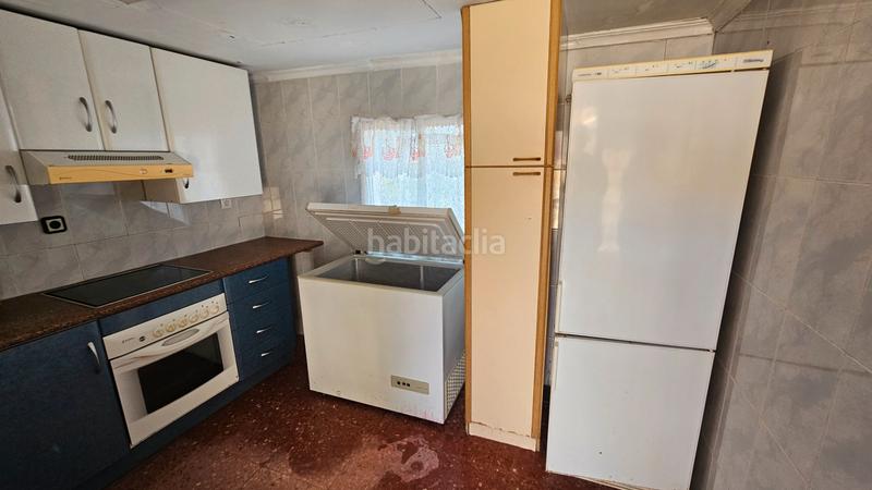 Foto bfd349e9-d20a-4593-9ccb-7bc388b183fc. Xalet amb xemeneia aparcament piscina a Campello Pueblo Campello (el)