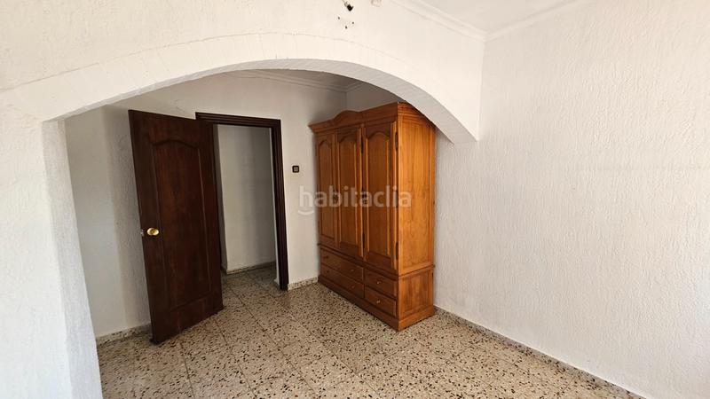 Foto c969ef49-ca9a-4bc9-bb38-d5bfa80bab21. Xalet amb xemeneia aparcament piscina a Campello Pueblo Campello (el)