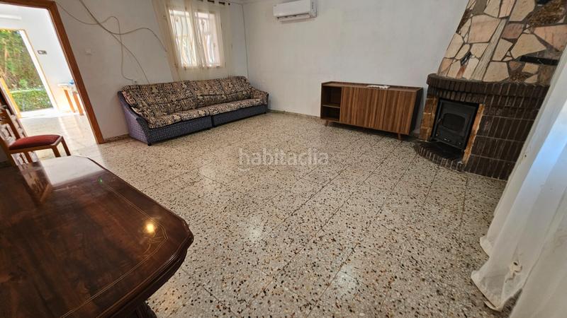 Foto cb5cb6d7-428a-4fd5-8d4a-79c49658860e. Xalet amb xemeneia aparcament piscina a Campello Pueblo Campello (el)