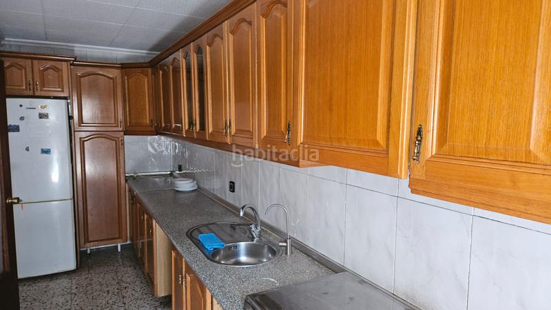 Foto cf69dccf-f7fd-4ddf-9969-3e67f1afd3aa. Xalet amb xemeneia aparcament piscina a Campello Pueblo Campello (el)