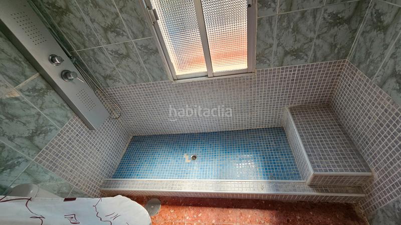 Foto d405e7f0-d47d-4e0d-b3b2-205bd02521ed. Xalet amb xemeneia aparcament piscina a Campello Pueblo Campello (el)