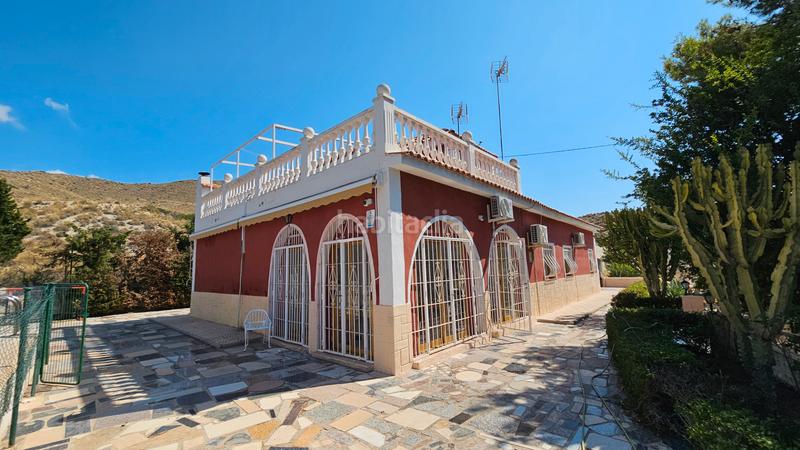 Foto d5bda6c9-a795-42c0-a3b8-a9beb6a764a5. Xalet amb xemeneia aparcament piscina a Campello Pueblo Campello (el)