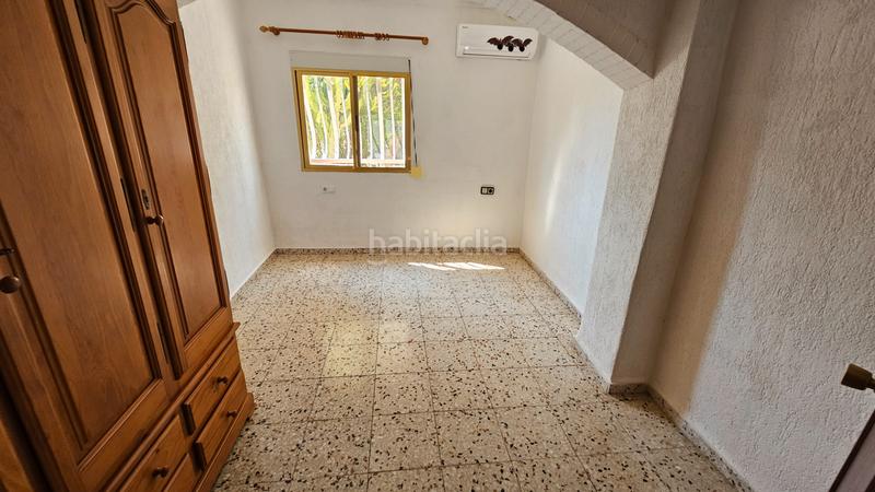 Foto e03d6ded-f797-476c-ae51-2bc0f363a469. Xalet amb xemeneia aparcament piscina a Campello Pueblo Campello (el)