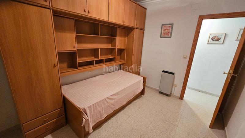 Foto 4a97130d-4a86-4be6-899a-6b53ea3a17ba. Casa adossada amb xemeneia a Campello Pueblo Campello (el)