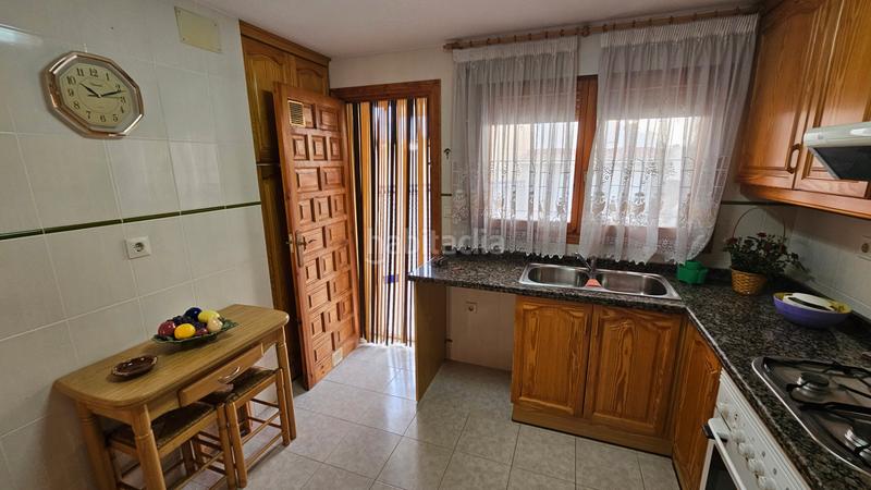 Foto 28e99fa9-95a1-4f6a-99ad-d16371d269d2. Semi detached house with fireplace in Campello Pueblo Campello (el)