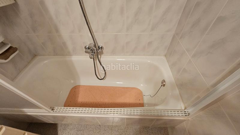 Foto 81595cc0-b832-409e-a553-b231a5f81b46. Semi detached house with fireplace in Campello Pueblo Campello (el)