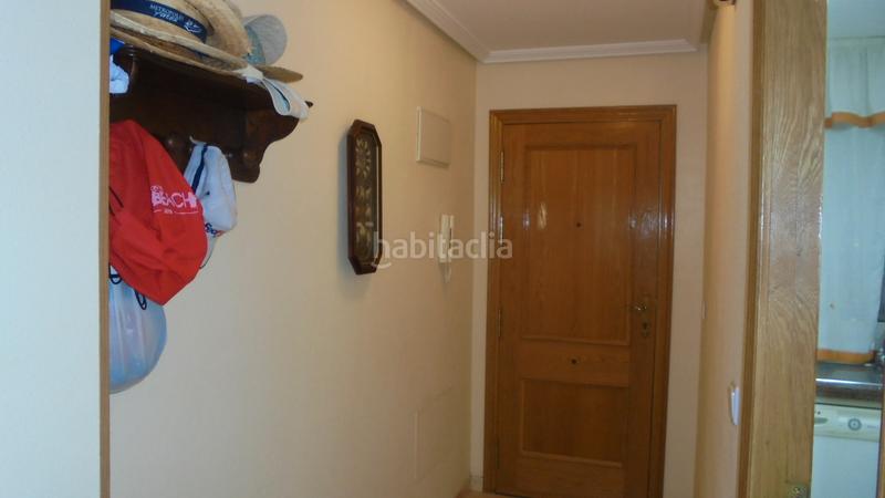 Foto bb094ff8-cf04-4d06-9be9-eb97dc6800b1. Pis a carrer sant bartomeu 7 a Campello Playa Campello (el)