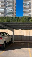 Autoparkplatz in Camí de fondo 3. Parking para un coche urb jardines del mar