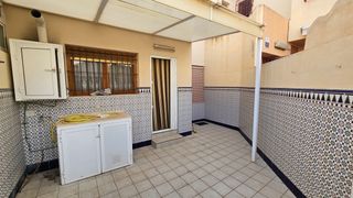 Affitto Casa a schiera in Campello Pueblo. Casa bungalow en 2 plantas , con patio y terraza, amueblado o va