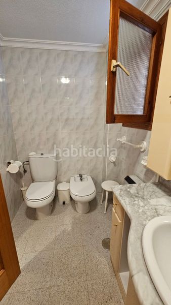 Foto 3c858632-a452-456a-b6ea-8dd05b8b3d37. Rent semi detached house with fireplace in Campello Pueblo Campello (el)