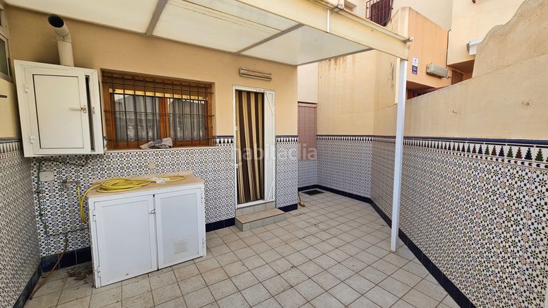 Foto 614b0afa-5bcc-431c-8e75-dc2904a777cd. Rent semi detached house with fireplace in Campello Pueblo Campello (el)