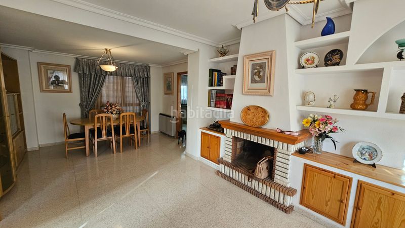 Foto a93e981c-465e-4439-b735-ab87f931f953. Rent semi detached house with fireplace in Campello Pueblo Campello (el)