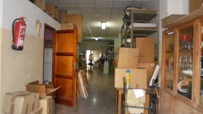 Foto f6a8654b-5fce-4d19-8908-ee825ad30659. Location local commercial dans Centro San Juan de Alicante