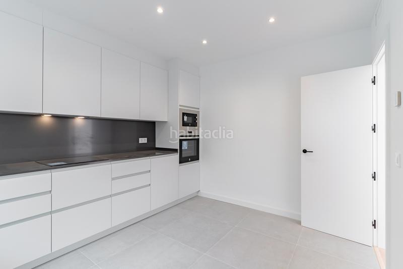 Foto e2345059-8cd3-4afb-a2c7-6b8375d61a3f. Miete etagenwohnung in La Malagueta - Monte Sancha Málaga