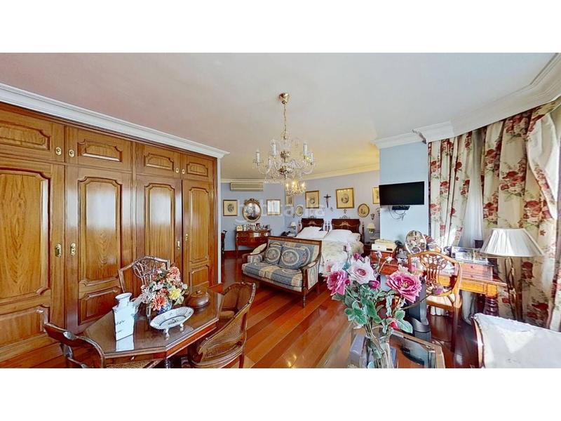 Foto 80627e54-efe0-43b8-809b-5b5c57f5361e. Pis amb aparcament piscina a La Malagueta - Monte Sancha Málaga