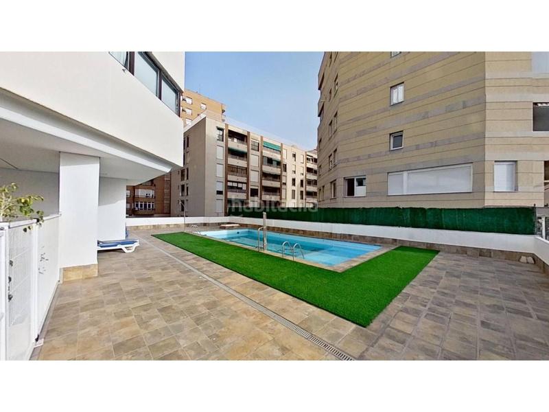 Foto 90ca38d2-efbe-4042-aa6a-1bc24b7cecbe. Pis amb aparcament piscina a La Malagueta - Monte Sancha Málaga