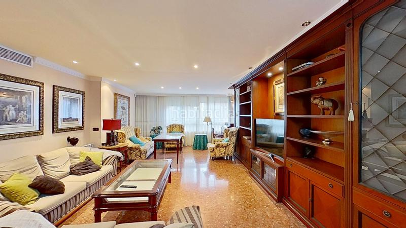 Foto d048570a-f4ae-4569-a23a-3b09ac1f0d52. Pis a calle faro nº6 a La Malagueta - Monte Sancha Málaga