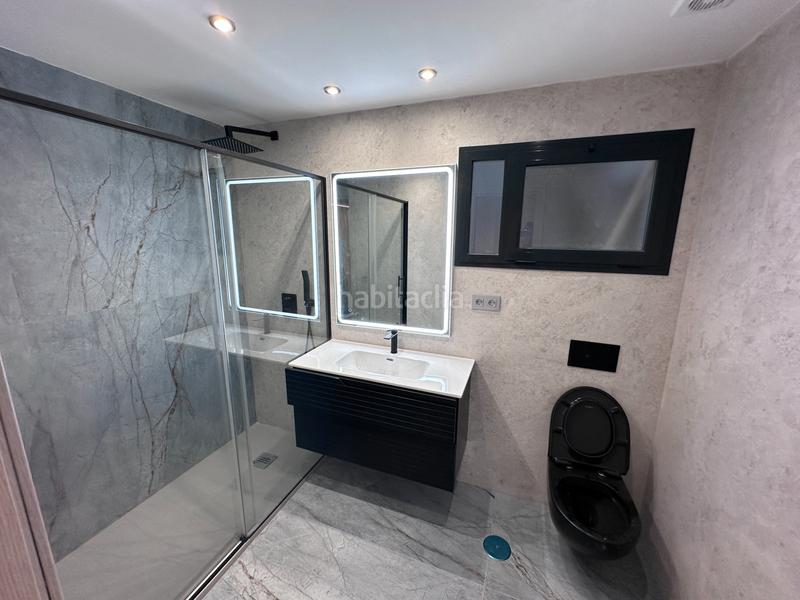 Foto 61b2f993-1a42-4702-85b7-22d009b0a2fd. Appartamento in calle fernando camino 19 in La Malagueta - Monte Sancha Málaga