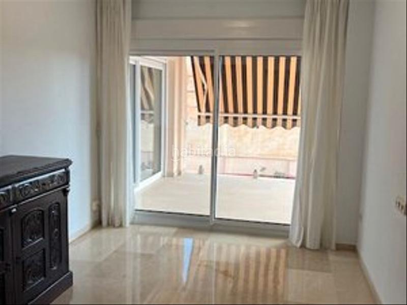 Foto 22bf29be-2f61-46b8-ab62-f185f8407ba2. Location appartement avec cheminée parking piscine dans Málaga