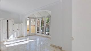 Pis  Paseo limonar 5. Se vende piso en el limonar