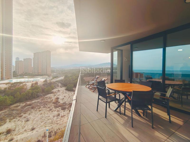 Foto bc1f6184-2aba-4350-8386-30b453bc316b. Affitto piccolo appartamento con piscina in Playa Poniente Benidorm
