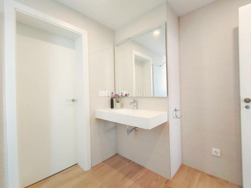 Foto 3083ab6a-07ed-4083-bf68-f0dea2dff062. Lloguer apartament amb piscina a Playa Poniente Benidorm