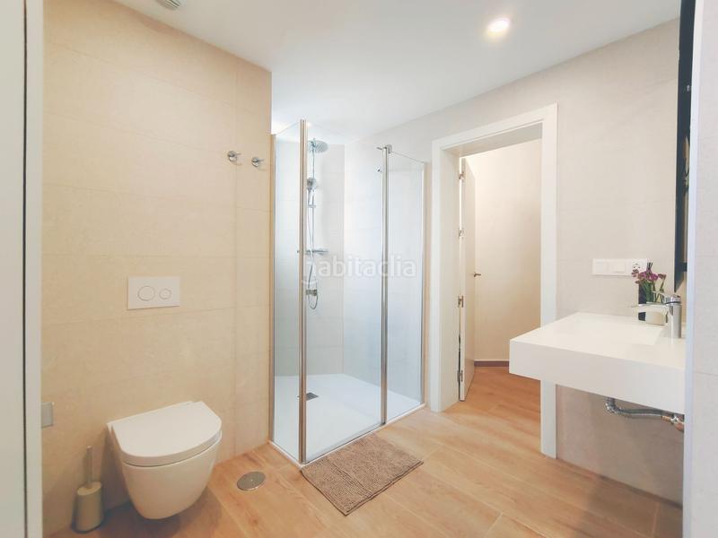 Foto 549b7f59-37f6-4afb-b17d-6c7eaae803c4. Lloguer apartament amb piscina a Playa Poniente Benidorm