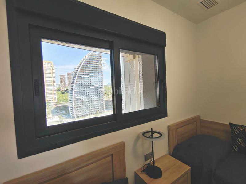 Foto c98ebff2-d3e1-4064-b9a5-2c261be33054. Alquiler apartamento  con vistas increíbles y servicios exclusivos en Benidorm