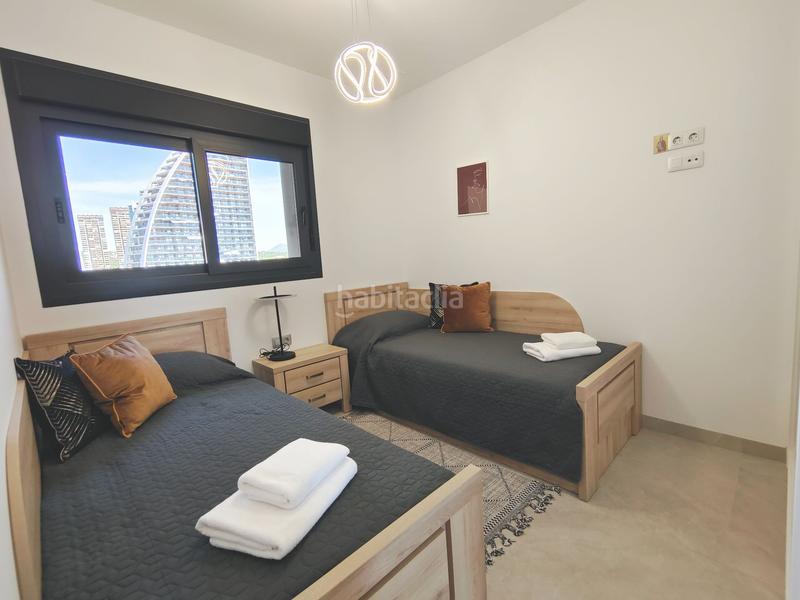 Foto 53889692-4825-46a5-b39c-29adb63bded2. Location appartement avec piscine dans Playa Poniente Benidorm