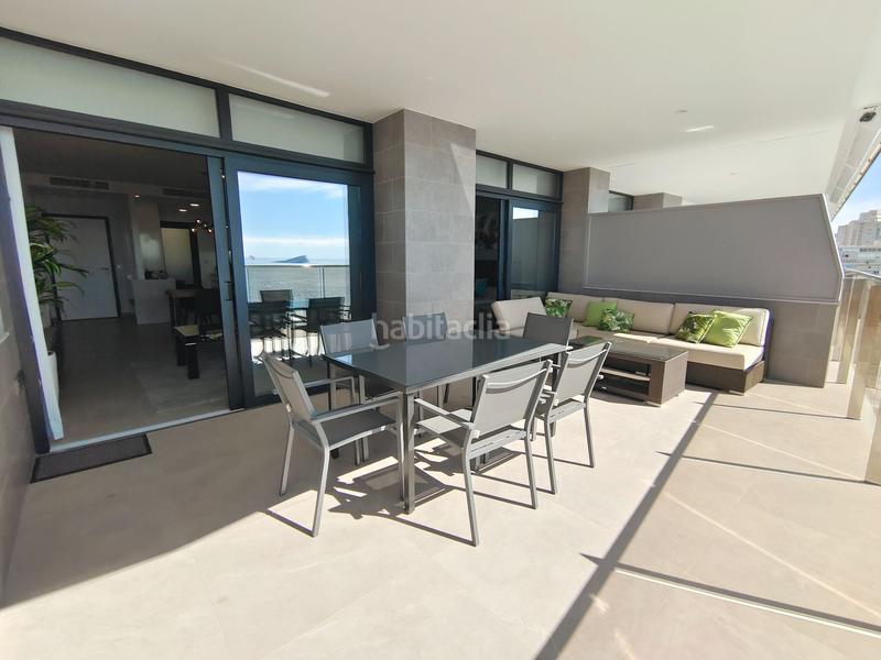 Foto bdf1ba96-47b7-4c95-9dd3-4d4411bb9880. Location appartement avec piscine dans Playa Poniente Benidorm