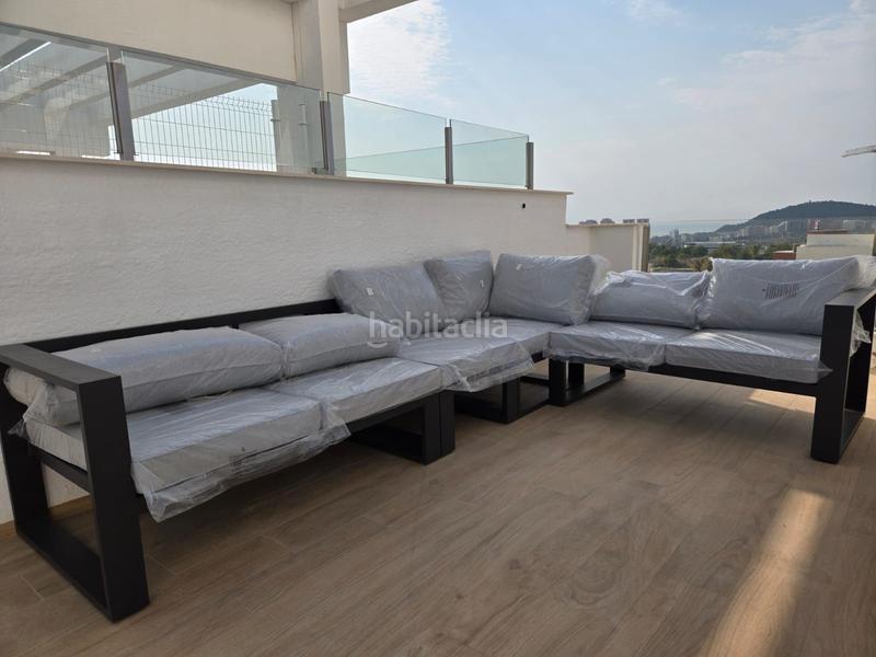 Foto 6ad8990a-28ff-4a78-bf45-e29c68efbbf3. Location attique avec chauffage piscine dans balcón de Finestrat-terra marina Finestrat