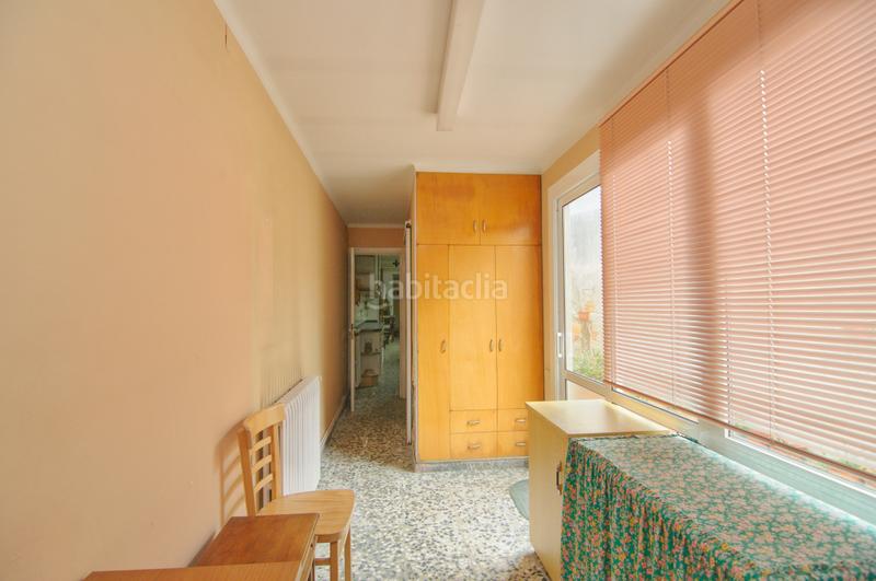 Foto 02f4a0b2-24fd-46e0-9bda-4ae13ca07b9f. Casa adosada casa de 9 habitaciones, en venta en Nucli Urbà Esparreguera