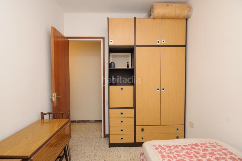 Foto 30b6e22b-28b3-4684-bcbb-42b83d021667. Casa adosada casa de 9 habitaciones, en venta en Nucli Urbà Esparreguera