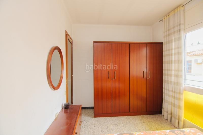 Foto a6f46a19-1c6a-44c3-a9d3-05332db9659d. Casa adosada casa de 9 habitaciones, en venta en Nucli Urbà Esparreguera