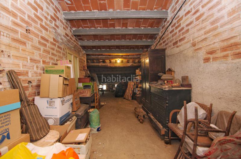 Foto bbfc676c-5167-4da2-879b-24cb138729b1. Casa adosada casa de 9 habitaciones, en venta en Nucli Urbà Esparreguera