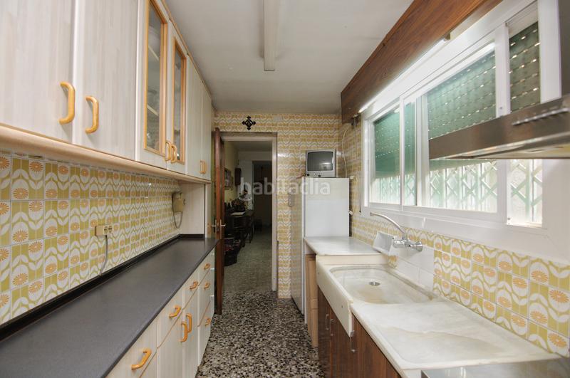 Foto f43d39dc-0bee-4c12-aafb-aeb5439fdca5. Casa adosada casa de 9 habitaciones, en venta en Nucli Urbà Esparreguera