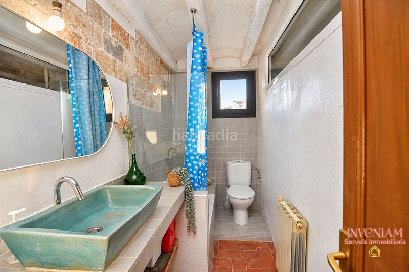 Foto 465cd9e4-9b5b-47cb-8acd-20bdaf592a22. Haus mit kamin heizung pool in Piera