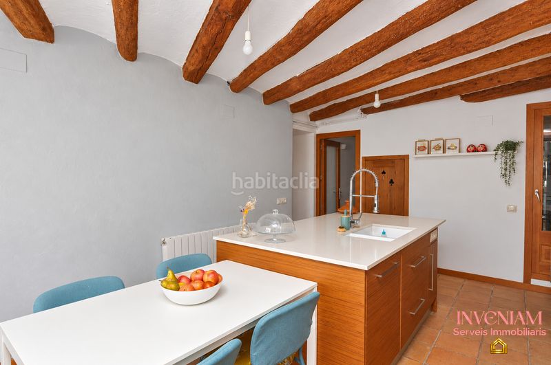 Foto 520c1b74-1cb9-4093-be64-15546b75fef0. Haus mit kamin heizung pool in Piera